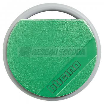  BADGE RESIDENT VERT 