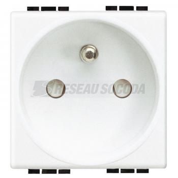  LL- PRISE 2P+T VIS 2M BLANC 