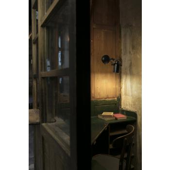  LIST LAMPE APPLIQUE NOIR 