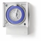  Horloge hedbomadaire 