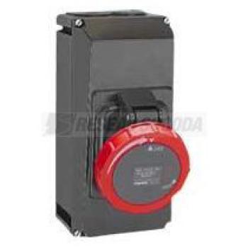  BOITIER REPQ.PR SOCLE EU 32A 