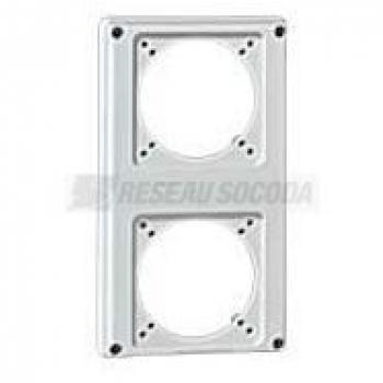  PLASTRON 2 TROUS CEI 16A 
