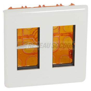  POSTE ENCASTRE 2X4 MODULES BLC 