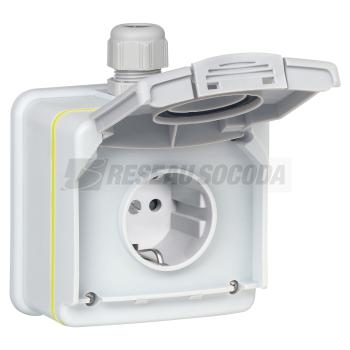  PRISE VE 3KW SCH IP55 