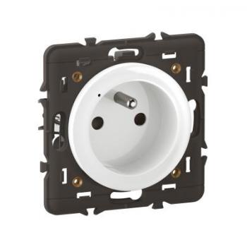  PRISE CONNECTEE FR BA 16A BLA 