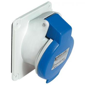 SOC PR IN 16A IP44 220 3P 