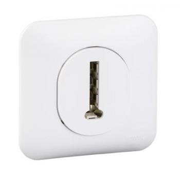  **CONJONCTEUR TEL 8P + PLQ 
