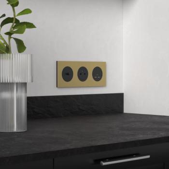  Odace M. plaque 3 postes laito 