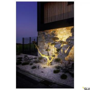  SYNA GARDEN, Spot sur piquet 