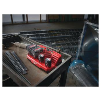  M12 C4 - Chargeur M12, charge 