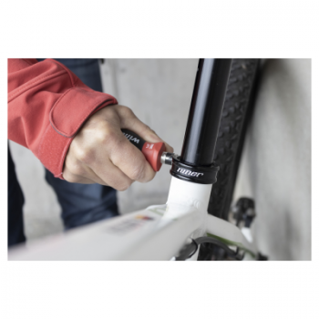  SB380201 Tvis p-embout Stubby 